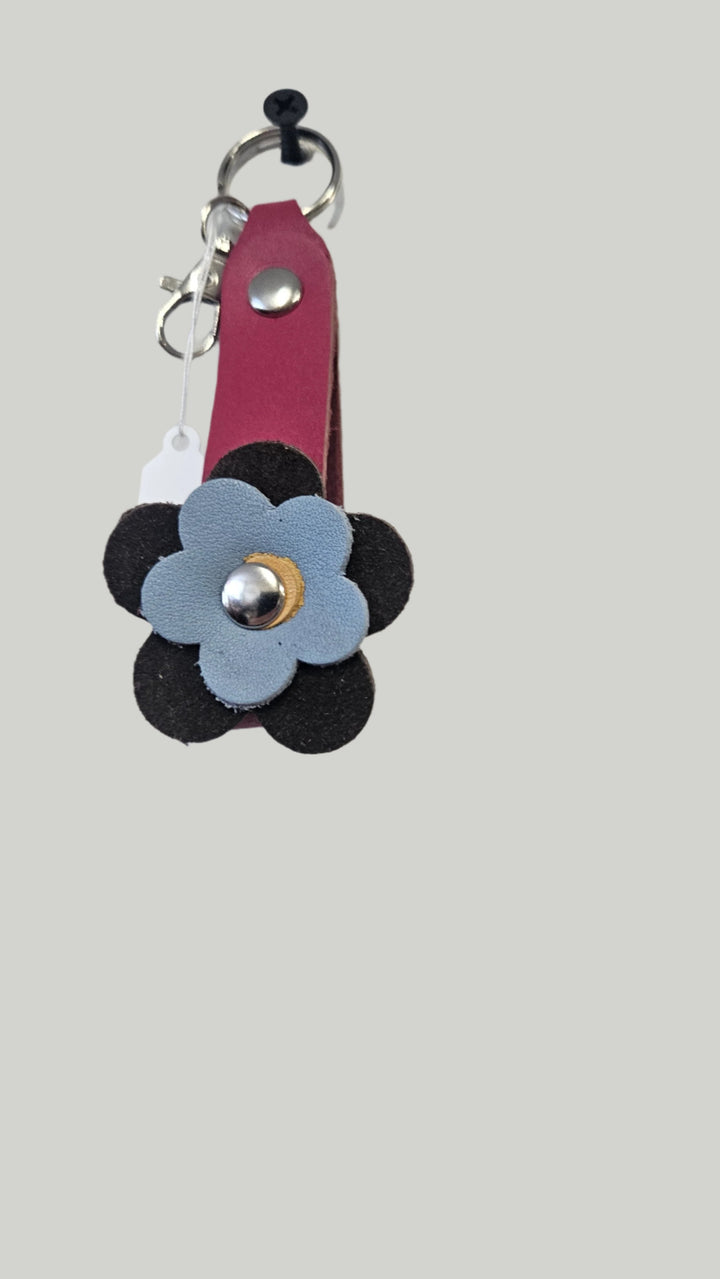 Handmade Leather Flower Keychain-Katze Boutique