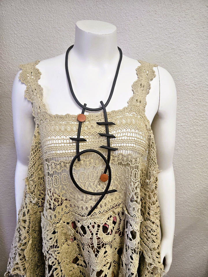 Black Robber Necklace-Katze Boutique