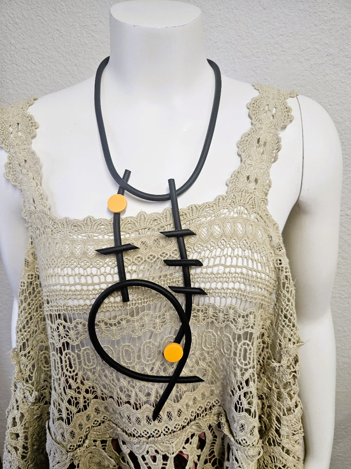 Black Robber Necklace-Katze Boutique