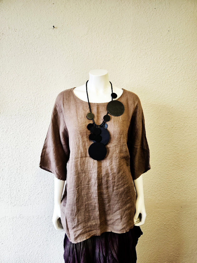 Artisan Wood Necklace In Black-Katze Boutique