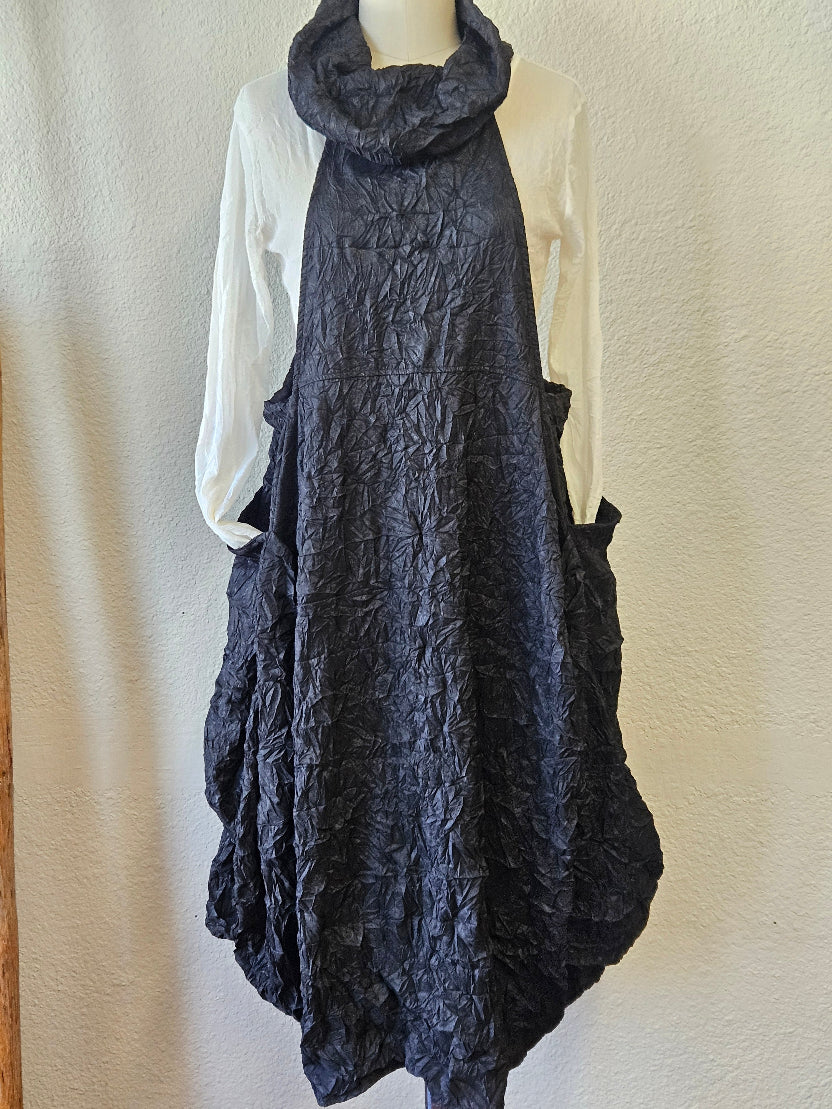 Kozan Avi Bubble Maxi Dress in Black | Katze Boutique