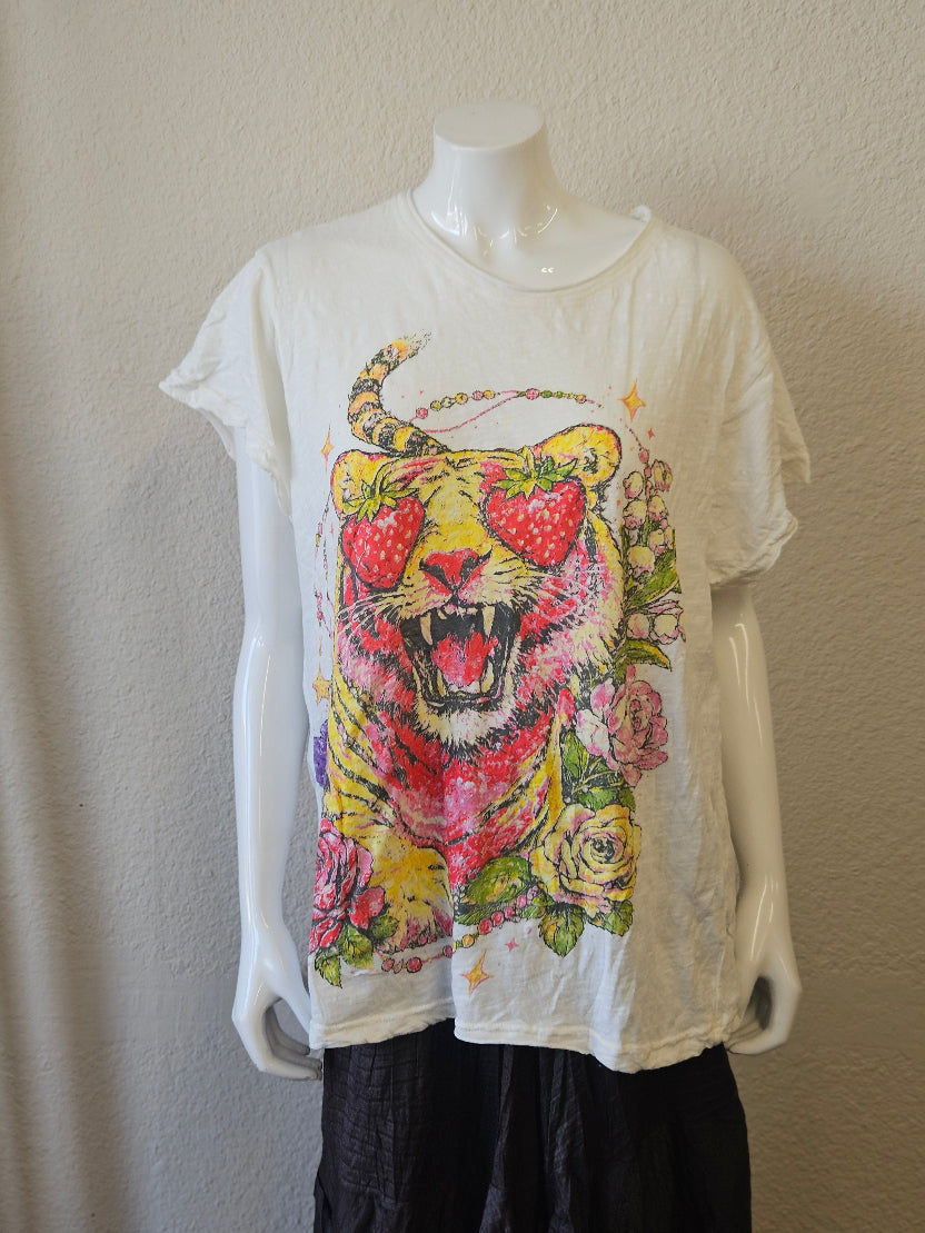 House of Jaded Gypsy Worn and Weathered Tee-Katze Boutique