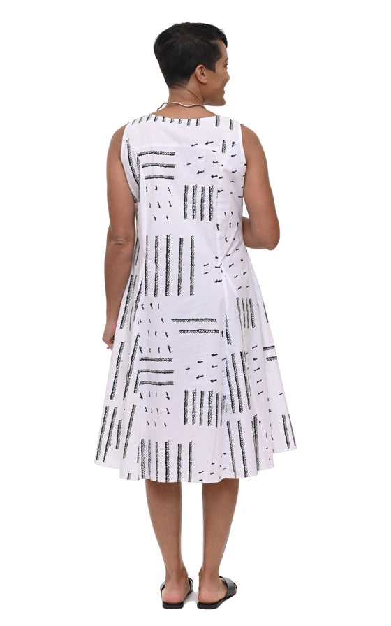 Tulip Poppie Dress in White Black Sand Dune-Katze Boutique