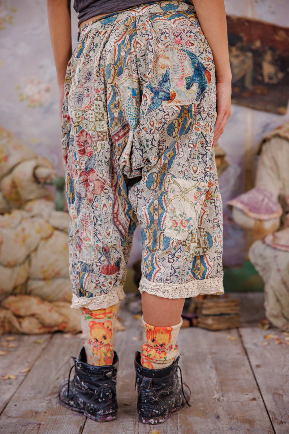 Magnolia Pearl Applique Kiki Bloomers-Katze Boutique