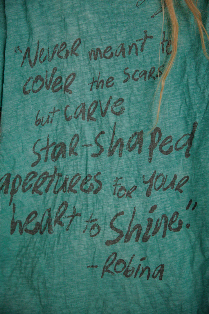 Magnolia Pearl Star Star Star Tee-Katze Boutique