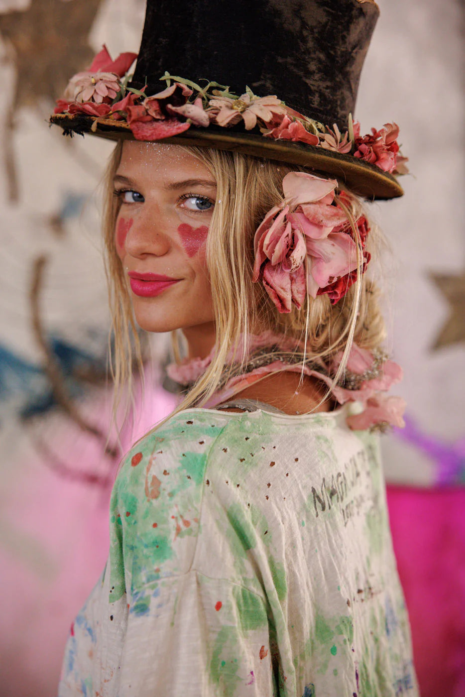Magnolia Pearl Floral Songbird Art Class T-Katze Boutique