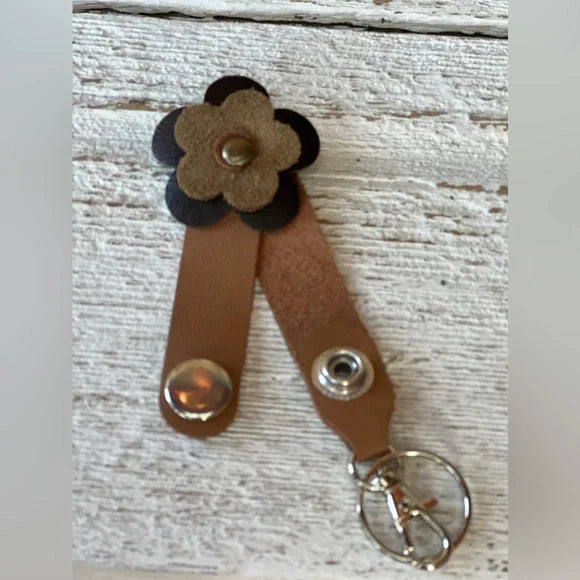 Handmade Leather Flower Keychain-Katze Boutique