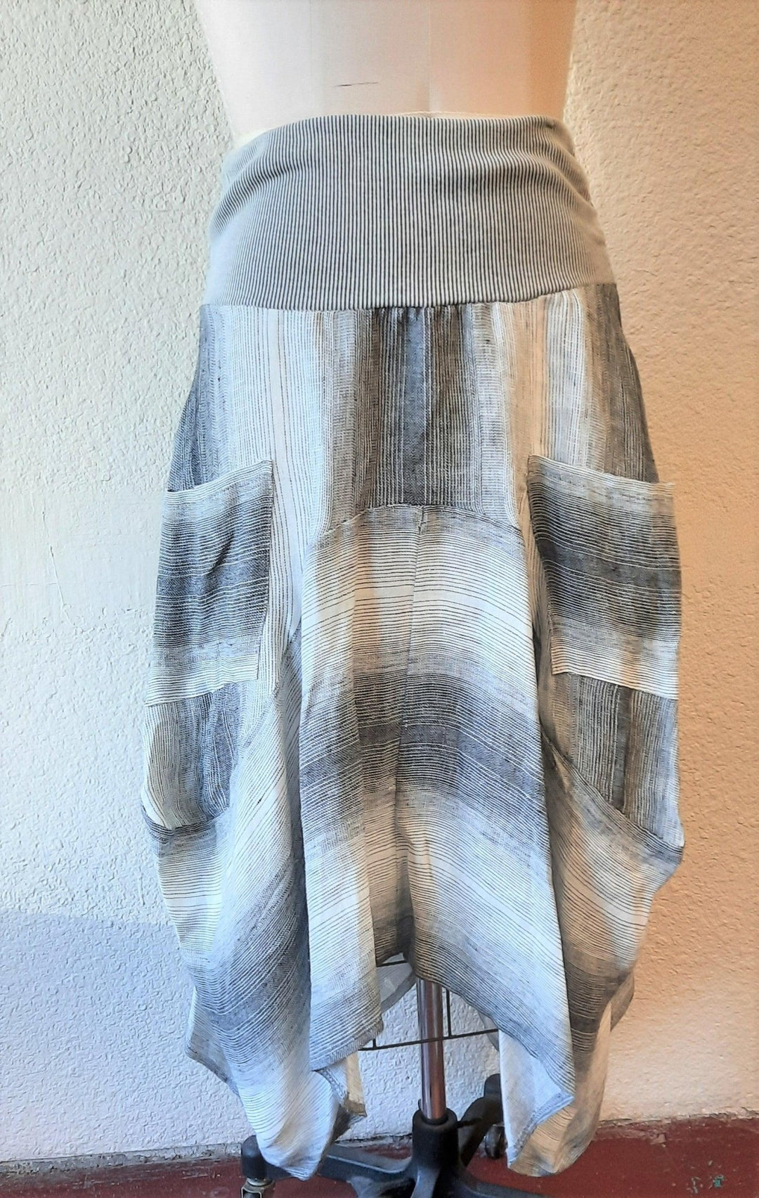 INIZIO Italy Magic Stripe Skirt - Katze Boutique